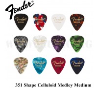 Комплект медиаторов 351 Shape, Celluloid Medley, Medium (12) Fender
